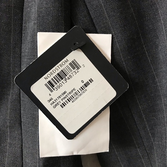 Halogen pinstripe blazer. - Picture 5 of 8